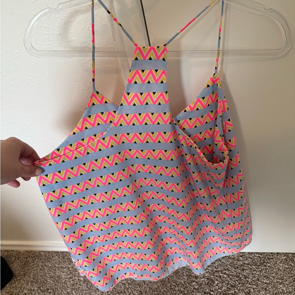 Style Rack Multicolor Zigzag Tank Top - Picture 2 of 3
